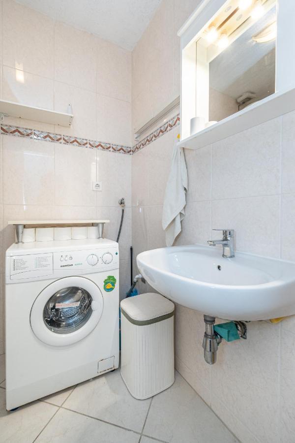 Apartment Bazen Zadar Bagian luar foto